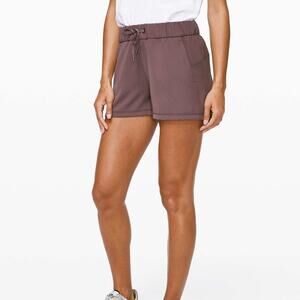 LULULEMON On The Fly Shorts Cherry Cola 4